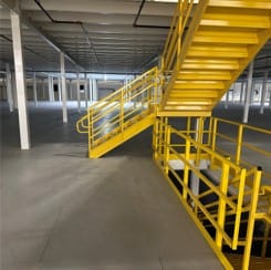 Global Electronic Components and Semiconductor Distributor Using Three-level Work Platform Structure from Steel King for Automation Operations Image