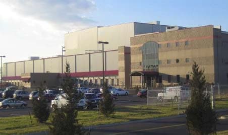 Food Service Provider Utilizes AS/RS for Product Storage and Picking Replenishment for its New Distribution Center