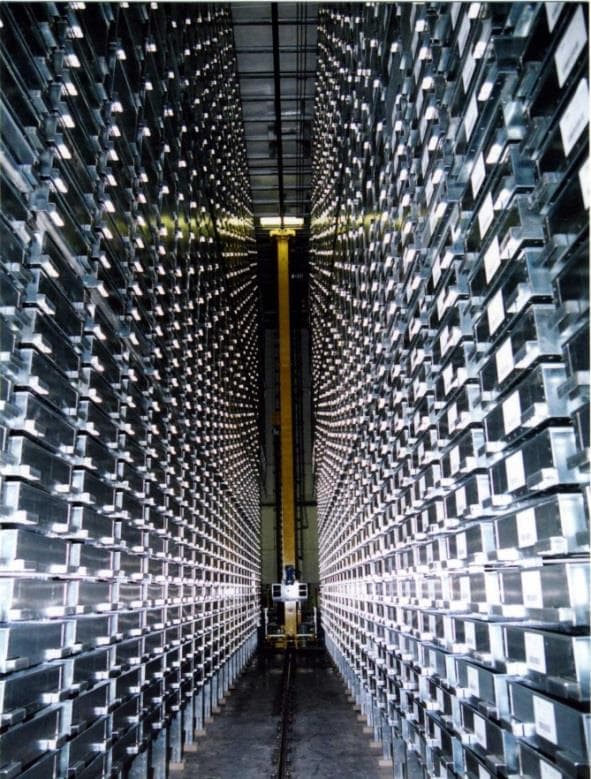 Automated Parts Storage Keeps JetBlue Flying