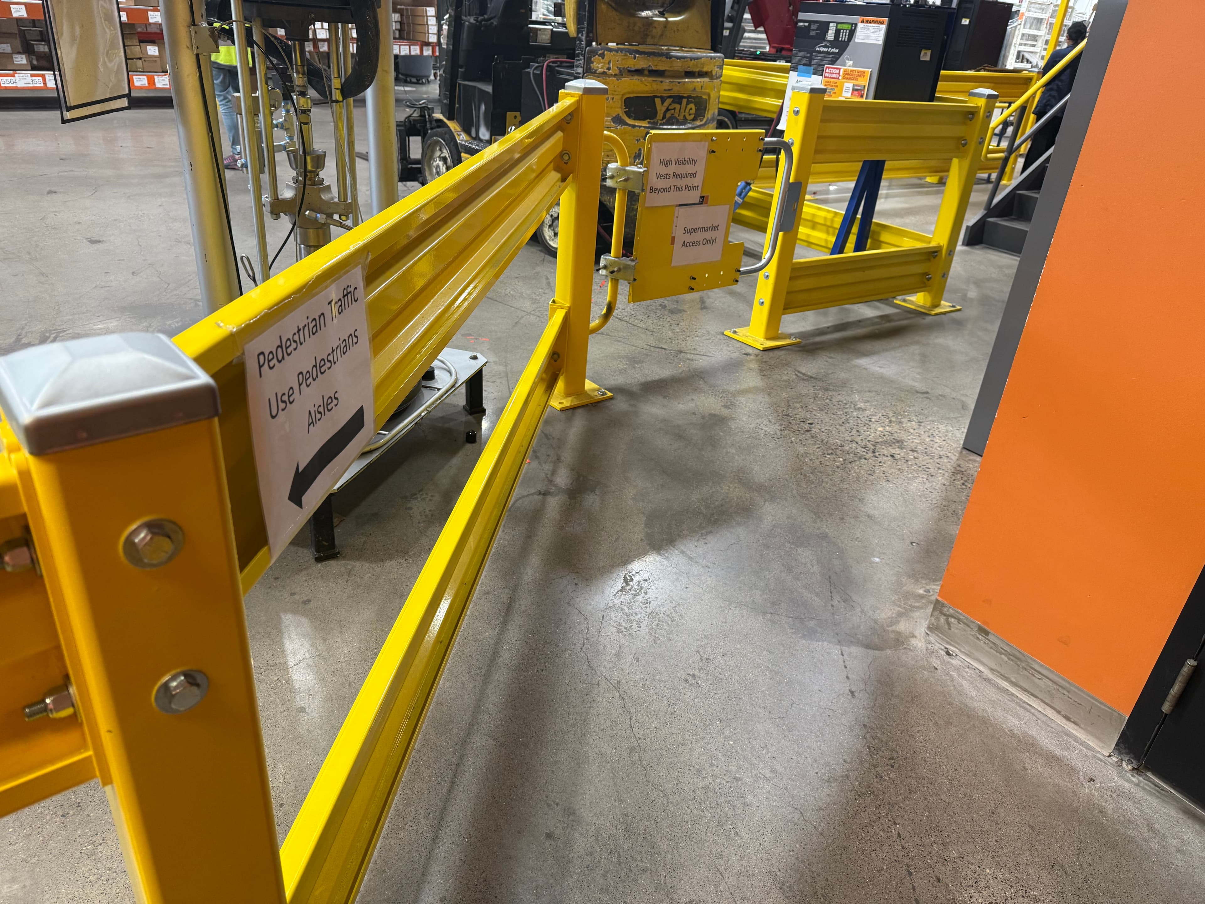 Industrial Facility & Pedestrian Protection Guardrail 10