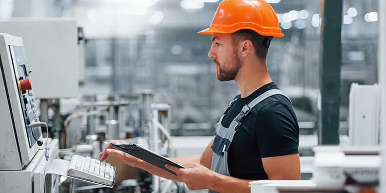 Software + Machines + Workers = Highly Efficient, Real-Time Decision Making