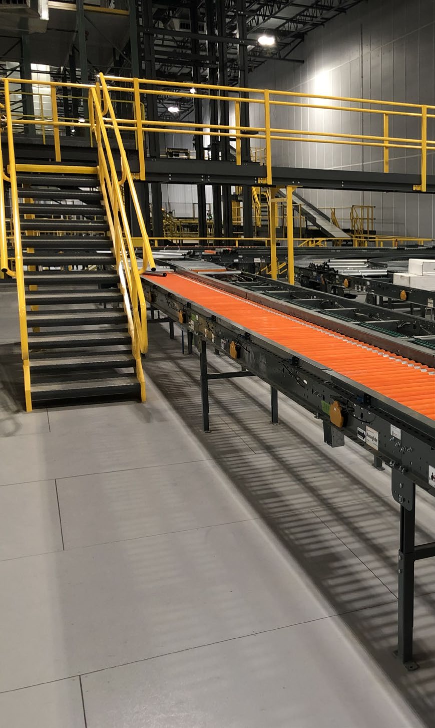 Industrial Platform Supplier Steele Solutions Utilizes ResinDek® Flooring in Big Box Retailer’s Three New Distribution Centers