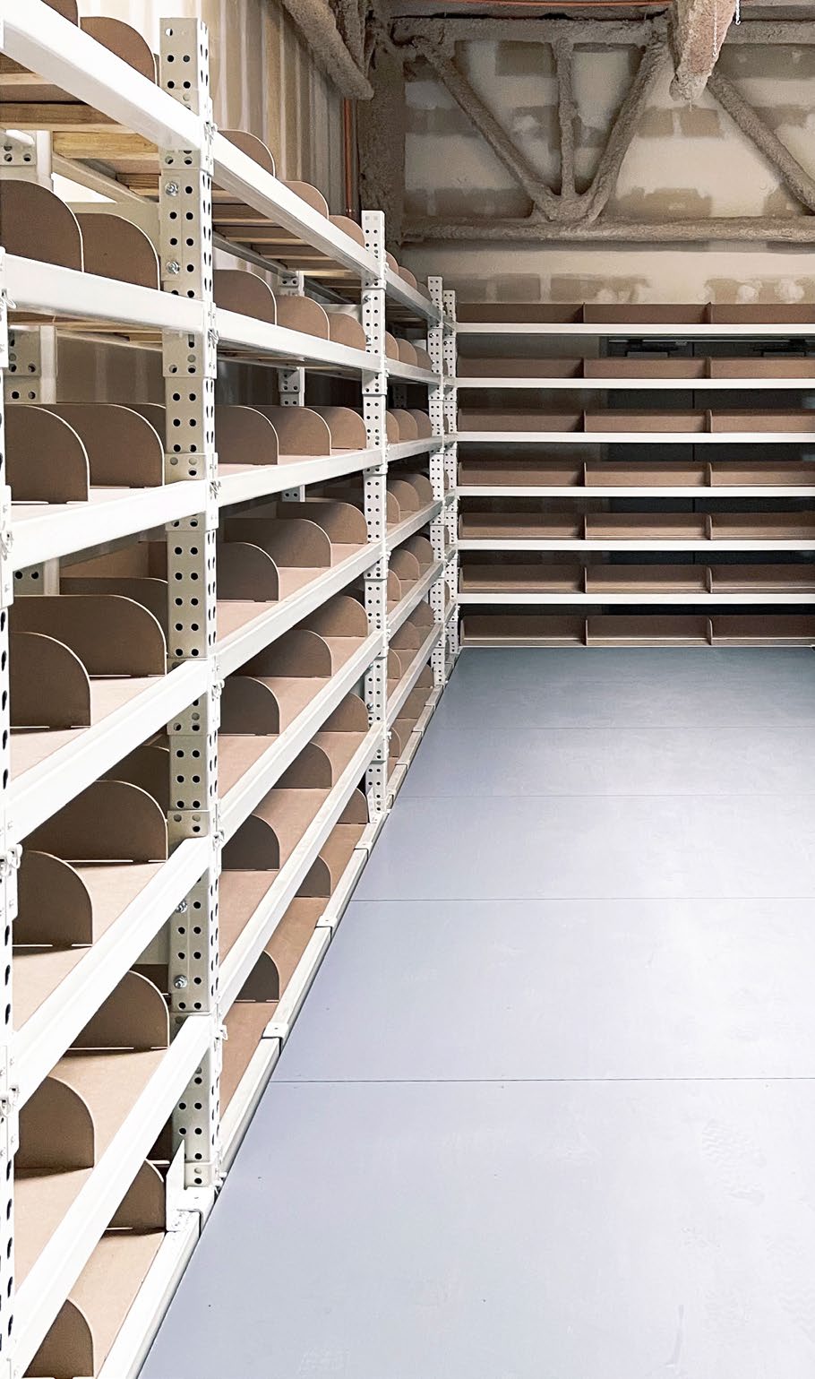ResinDek® Shelving System Selected for Fire Code and Seismic Compliance